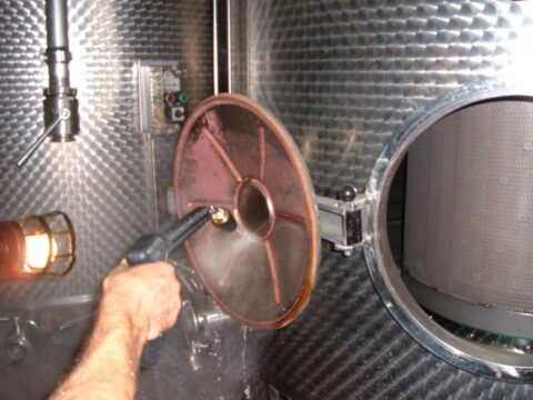 idro-serbatoi-acciaio-stainless-steel-tanks-1